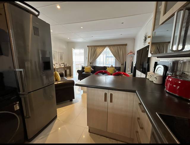 3 BEDROOM FREESTANDING FOR SALE IN HAVEN HILLS